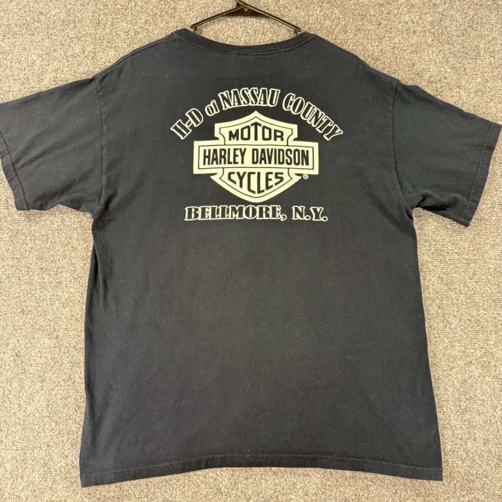Harley Davidson Nassau County T-Shirt Men Large Blue Cotton Fruit of the Loom